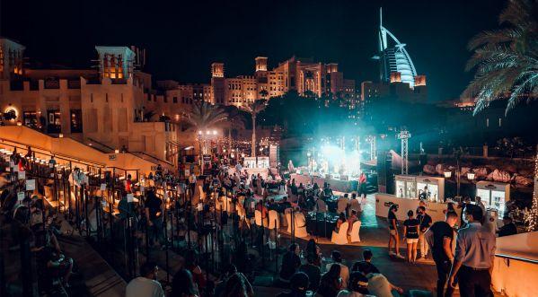 NEW LIVE MUSIC FESTIVAL OUTDOORS WITH THIS CLASSIC IRISH PUB