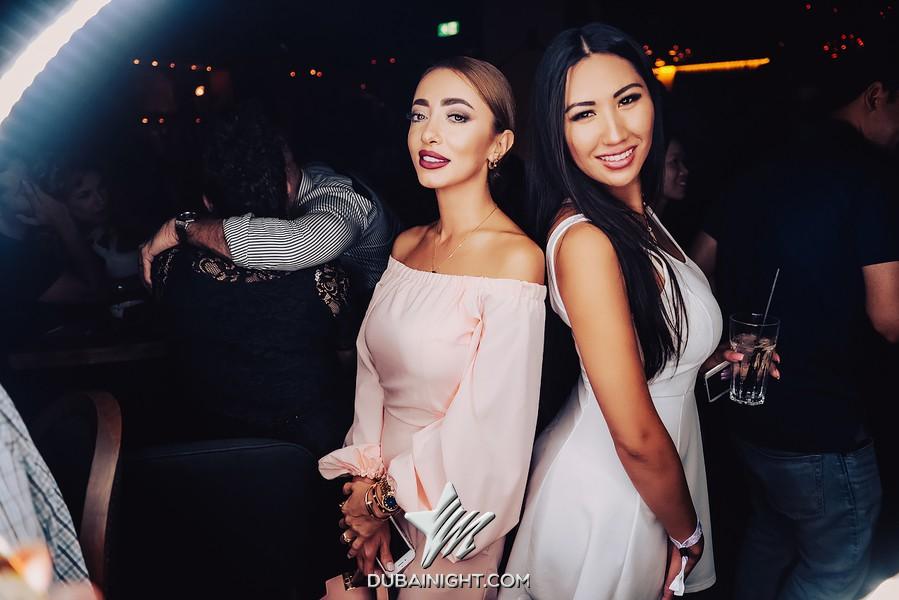 https://api.dubainight.com/static-image/legacy/event-photos/2017/08/25/photos2/1033156/indie-restaurant-and-lounge-1033156_9.jpg