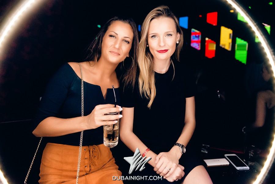 https://api.dubainight.com/static-image/legacy/event-photos/2017/12/26/photos2/1046589/dome-lounge-and-club-1046589_3.jpg