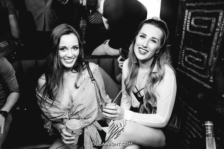 https://api.dubainight.com/static-image/legacy/event-photos/2018/02/27/photos2/1048727/mahiki-1048727_3.jpg