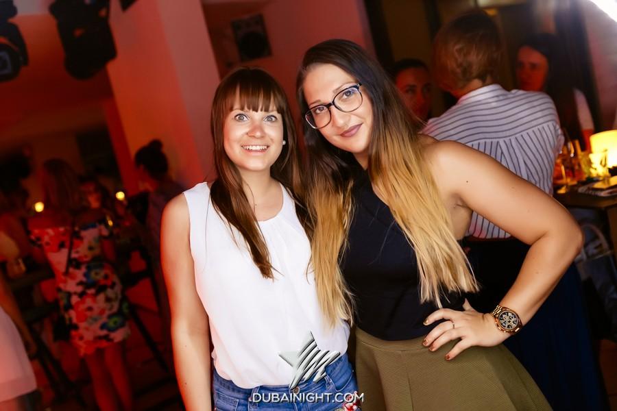 https://api.dubainight.com/static-image/legacy/event-photos/2018/04/17/photos2/1051765/the-penthouse-at-five-palm-jumeirah-1051765_9.jpg