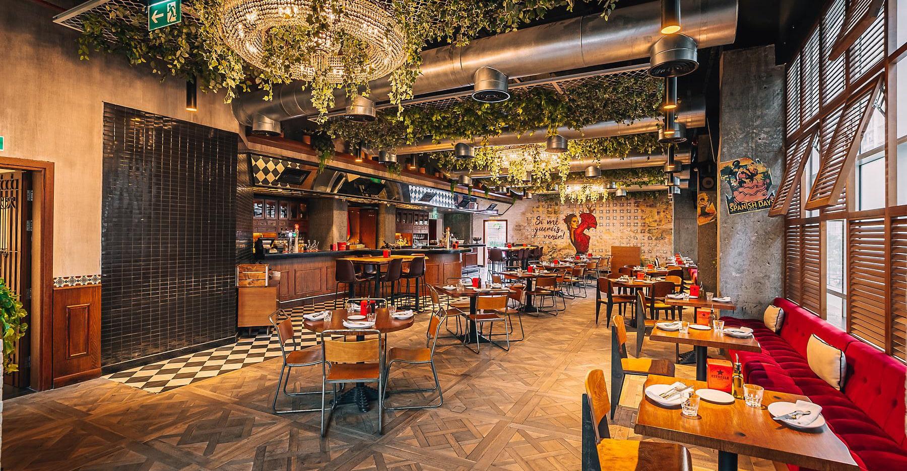 LOLA TABERNA ESPANOLAS DINING OFFERS TO TRANSPORT YOUR SENSES!