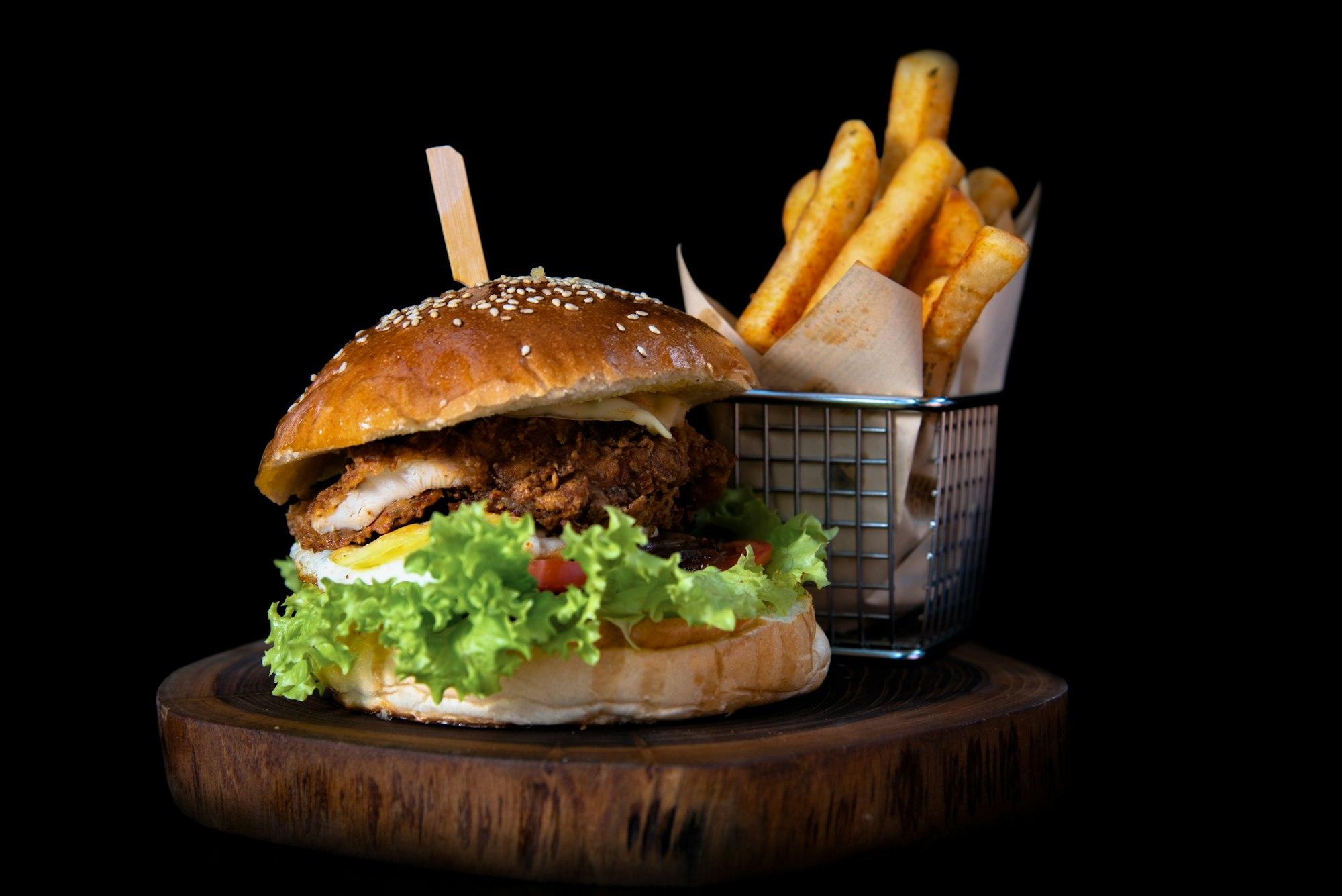 Top 5 Burger spots in Dubai!