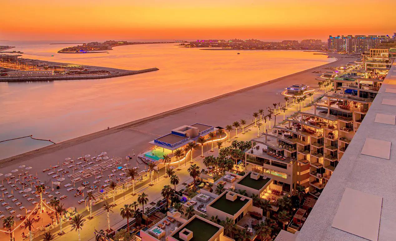 Celebrate New Year's Eve 2025 at Palm West Beach