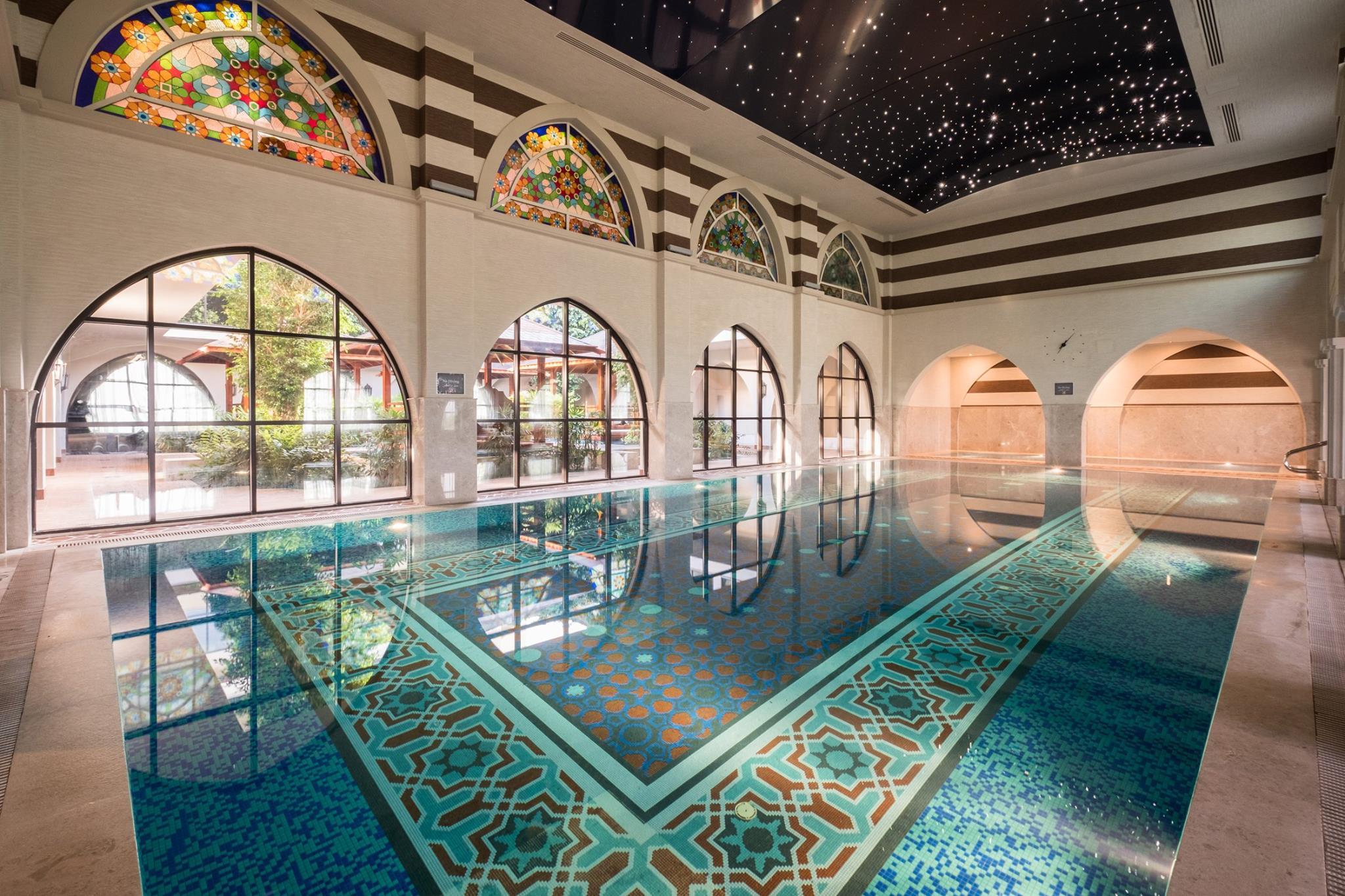 Best indoor swimming pools in Dubai!