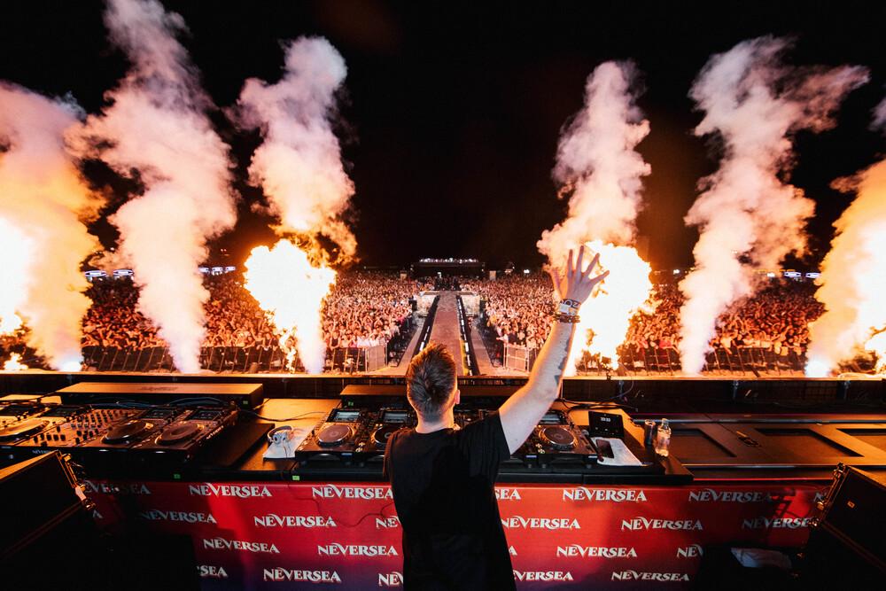 International DJ Nicky Romero is coming to Barasti for an epic NYE party!