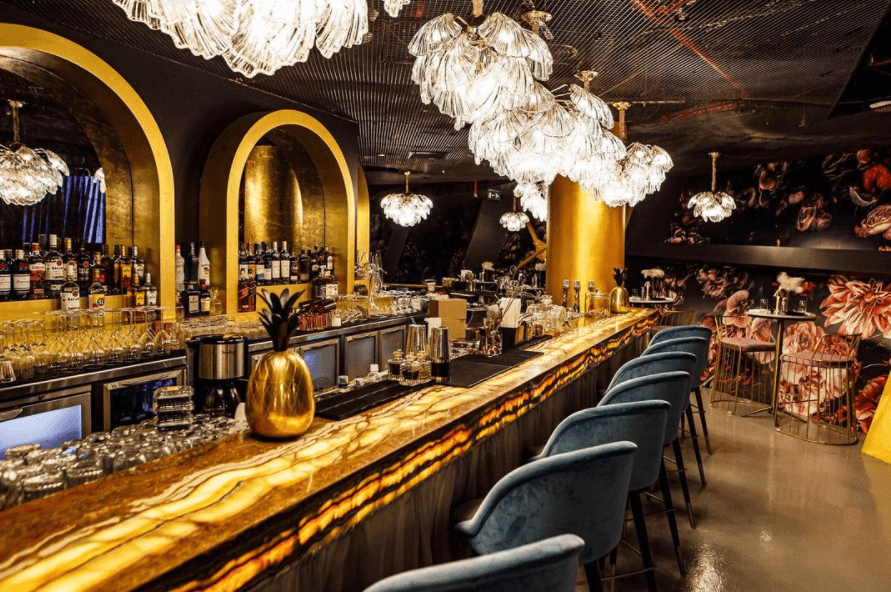 REVIEW: GLO DIFC, THE TRENDY & CHIC RESTAURANT IN DUBAI