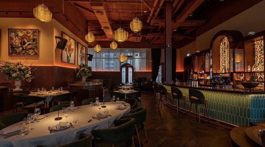 Live Entertainment at Three Cuts Steakhouse & Bar