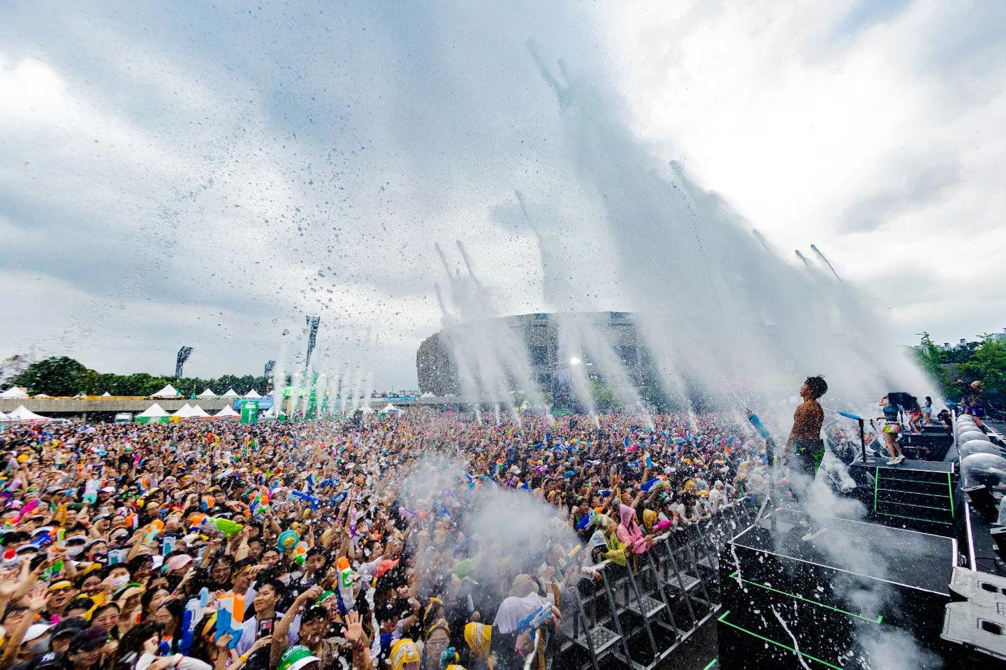 Korea's WATERBOMB Festival makes a splash in Dubai!
