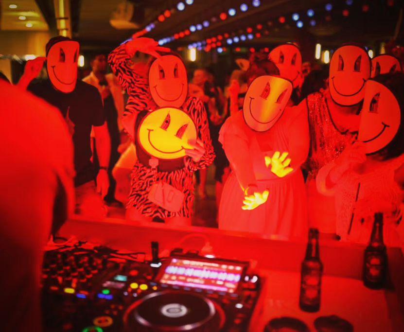 STRANDED: Ravers in Dubai Launch New Micro Clubbing Concept at KnoX