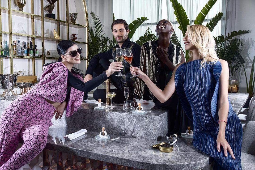 12 CHAIRS: BRAND NEW LUXURY CAVIAR BAR OPENS DOORS AT THIS BUSINESS BAY HOTEL!