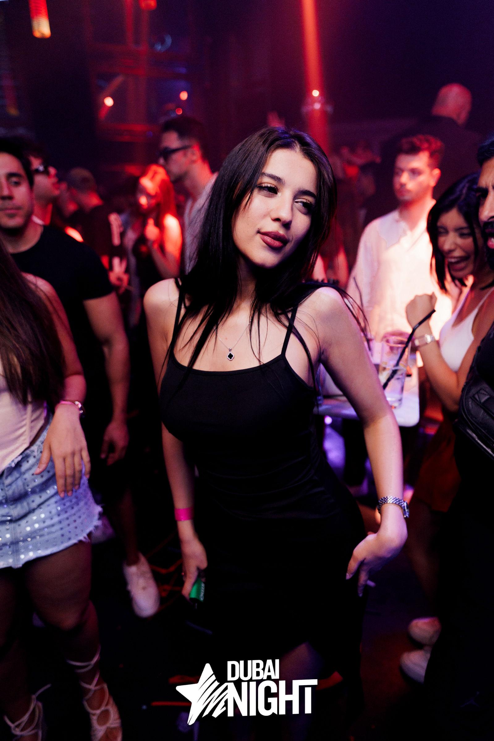 https://api.dubainight.com/static-image/region_dubai/marked/0-21-8789-2024-11-18.jpg
