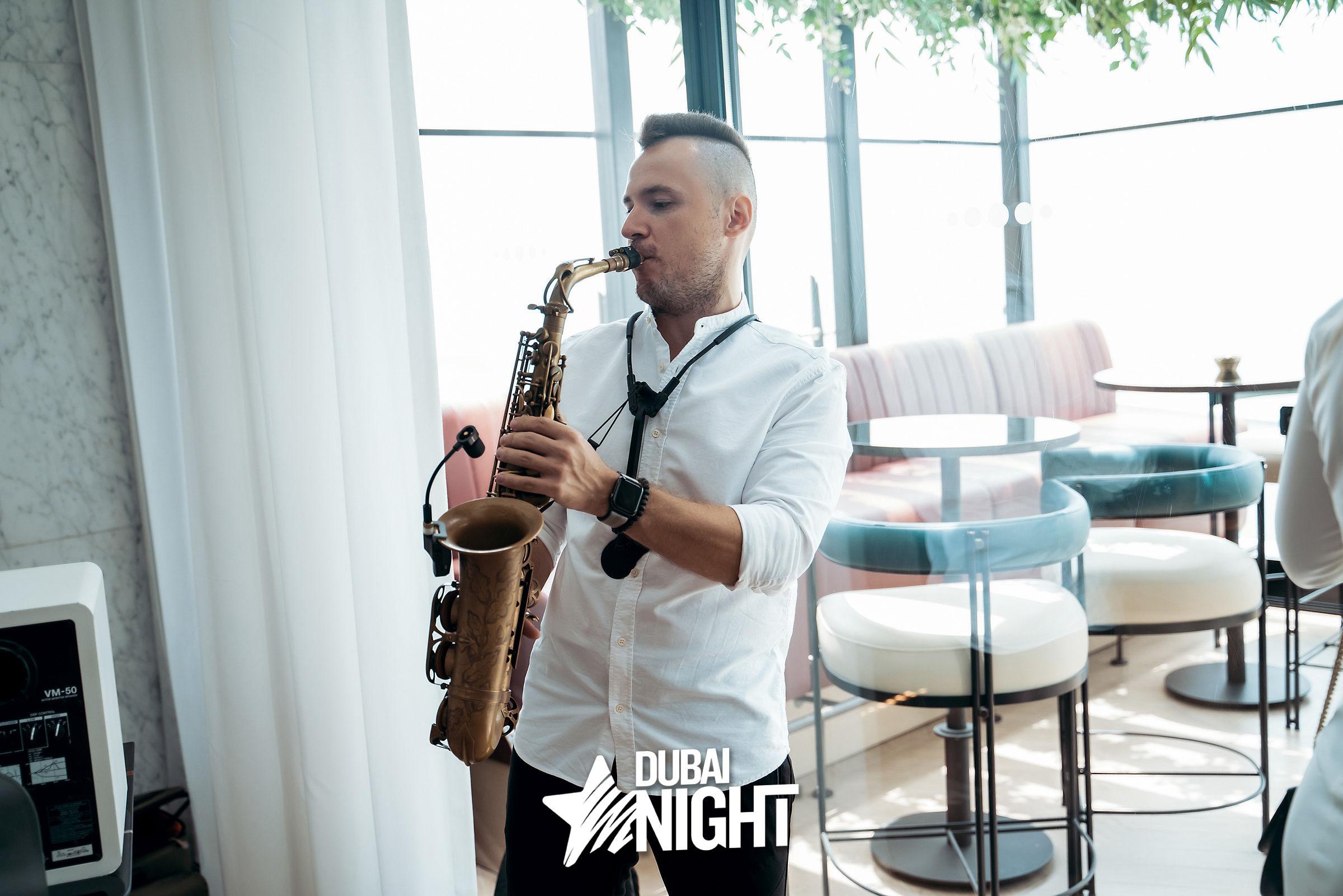 https://api.dubainight.com/static-image/region_dubai/marked/1-%2818%20of%206-4794-2023-07-17.jpg