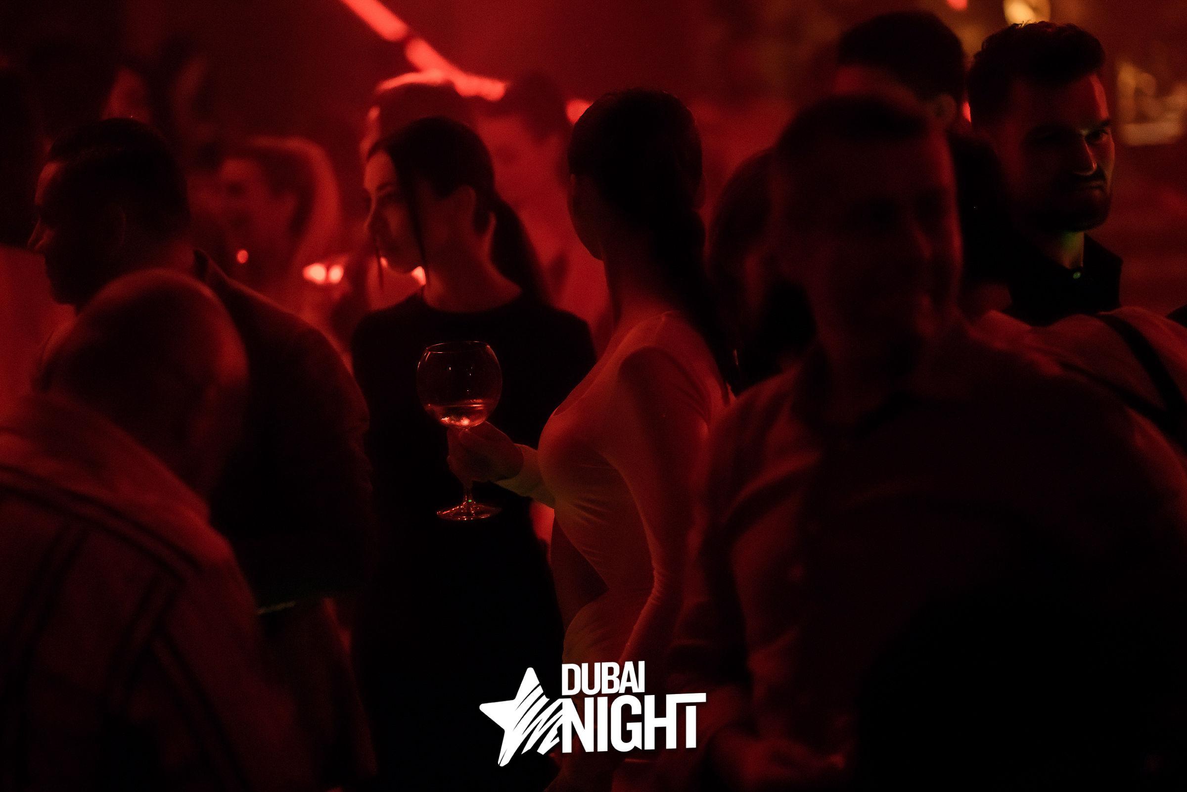 https://api.dubainight.com/static-image/region_dubai/marked/1-%282%20of%2017-7101-2023-10-30.jpg