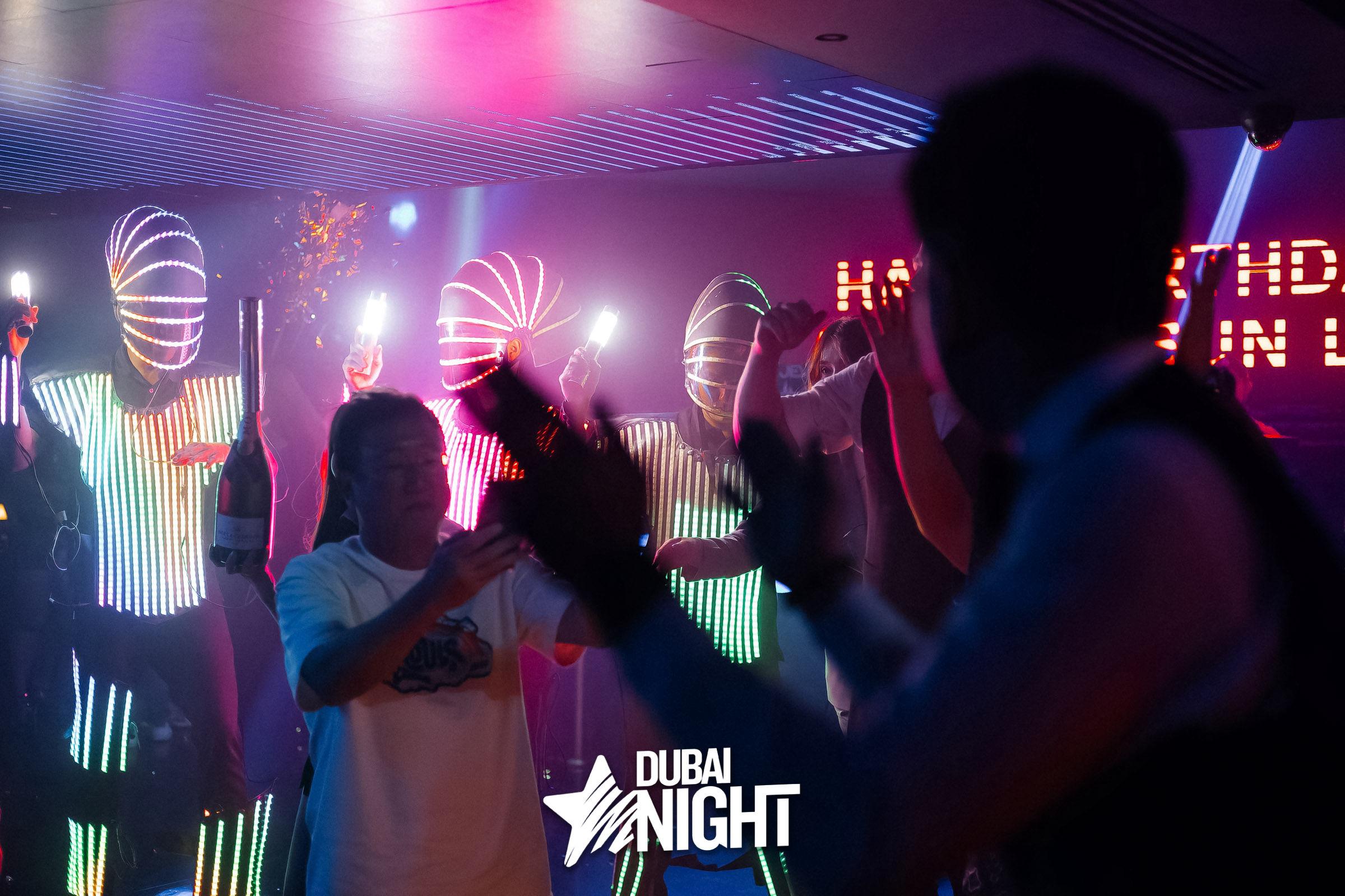 https://api.dubainight.com/static-image/region_dubai/marked/1-%2820%20of%208-2866-2023-12-05.jpg