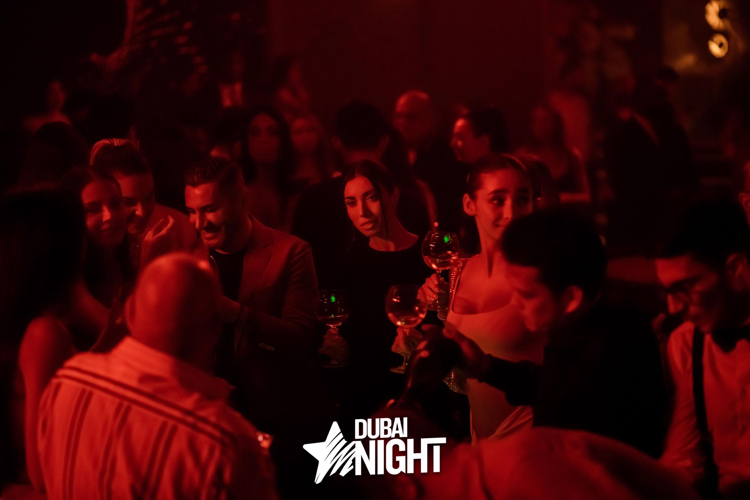 https://api.dubainight.com/static-image/region_dubai/marked/1-%285%20of%2017-3566-2023-10-30.jpg