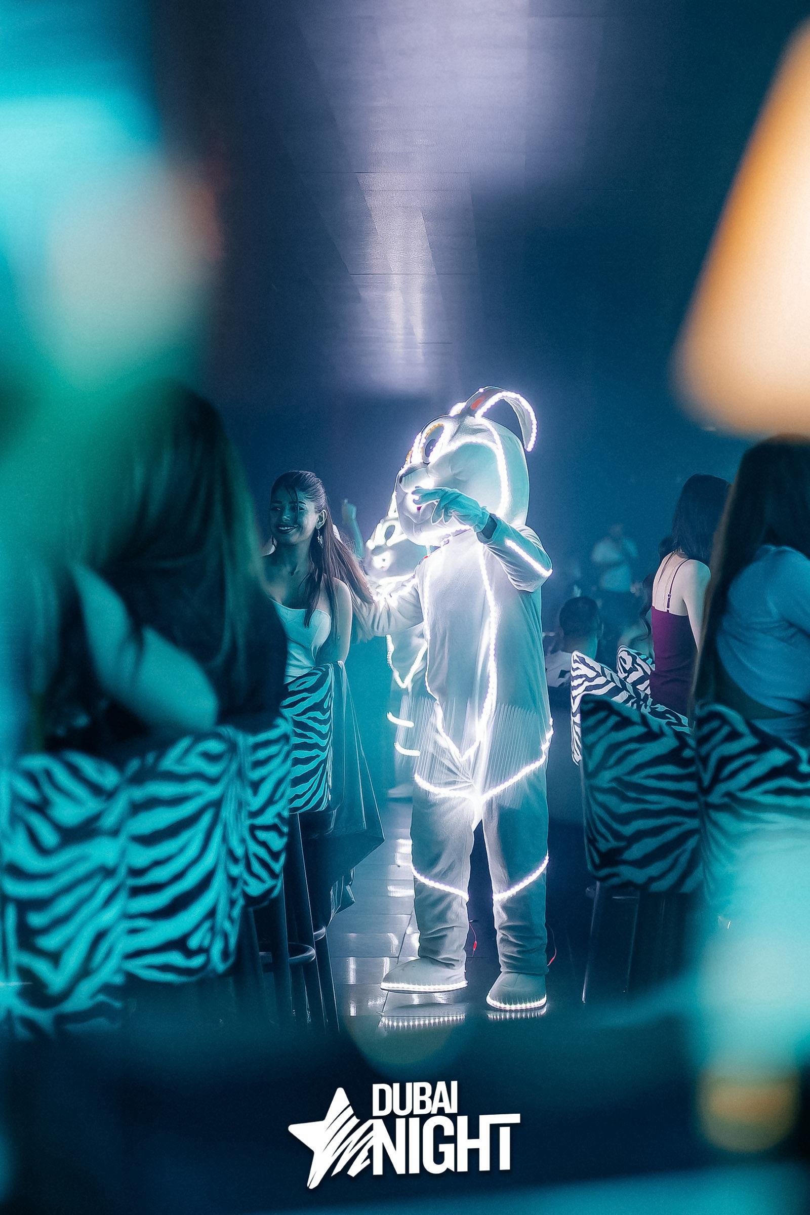 https://api.dubainight.com/static-image/region_dubai/marked/1-%2869%20of%208-7313-2023-12-05.jpg