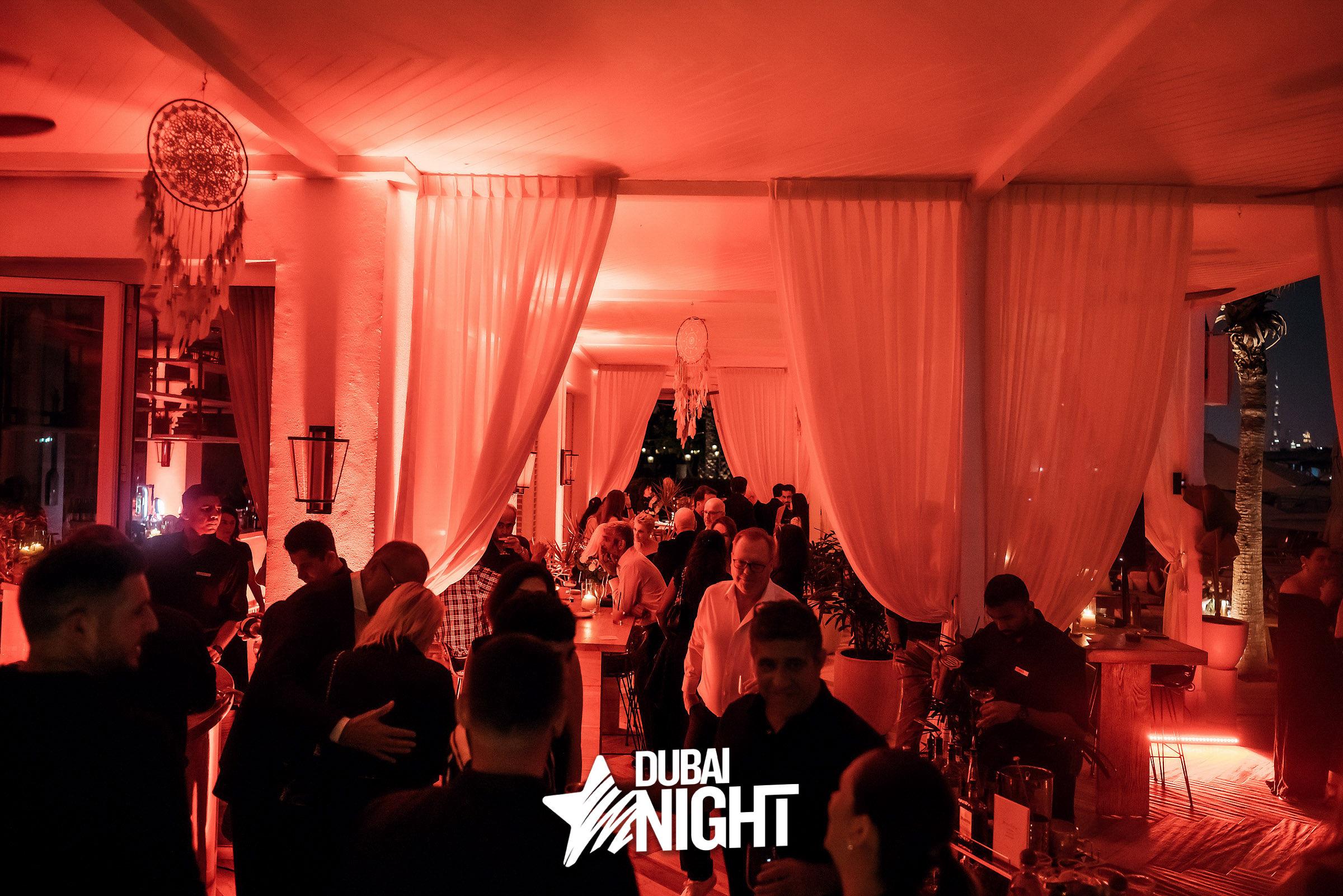 https://api.dubainight.com/static-image/region_dubai/marked/1-%288%20of%2019-2616-2023-10-27.jpg