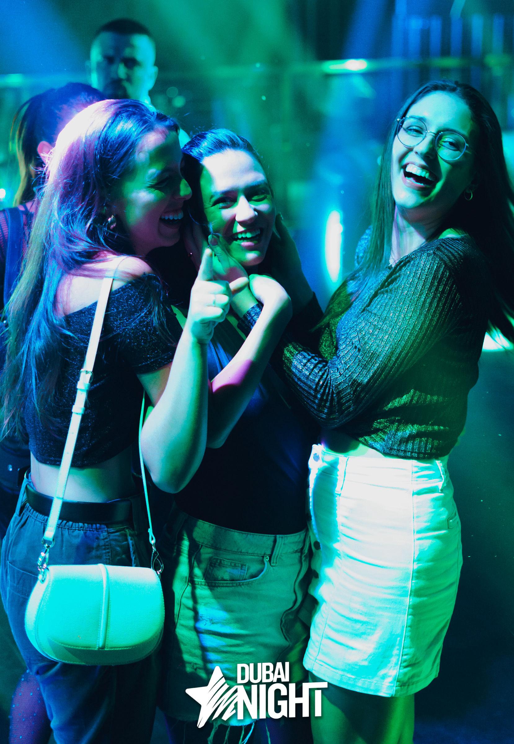 https://api.dubainight.com/static-image/region_dubai/marked/1-117-8954-2024-10-26.jpg