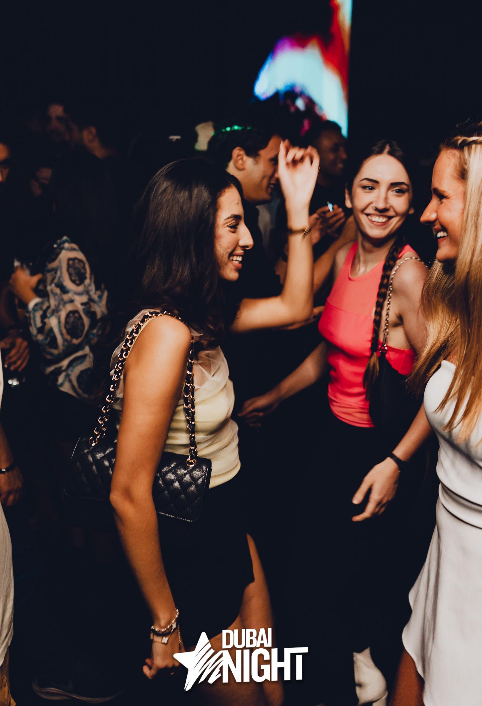 https://api.dubainight.com/static-image/region_dubai/marked/1-20-5987-2024-08-09.jpg
