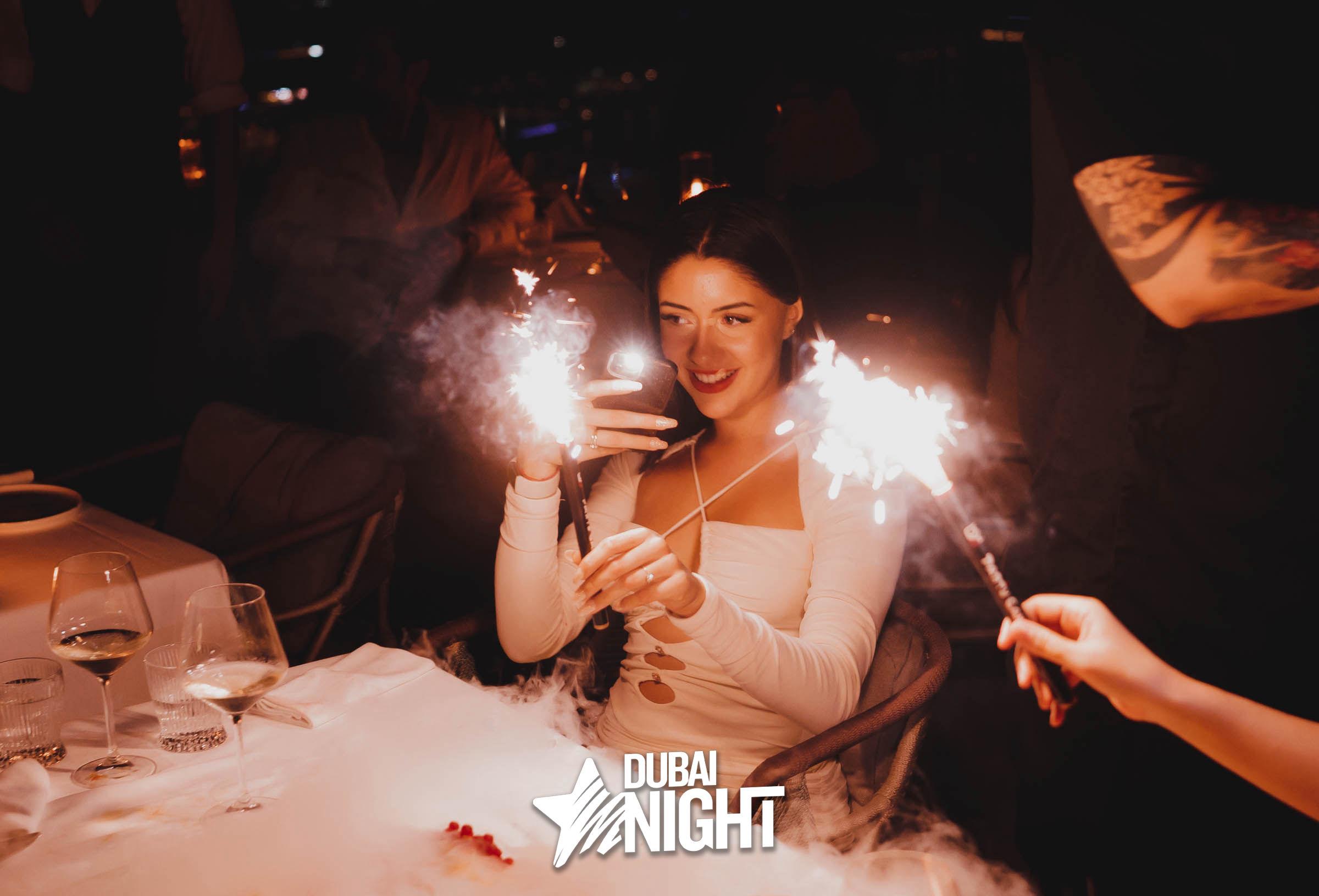 https://api.dubainight.com/static-image/region_dubai/marked/1-29-5464-2023-10-21.jpg
