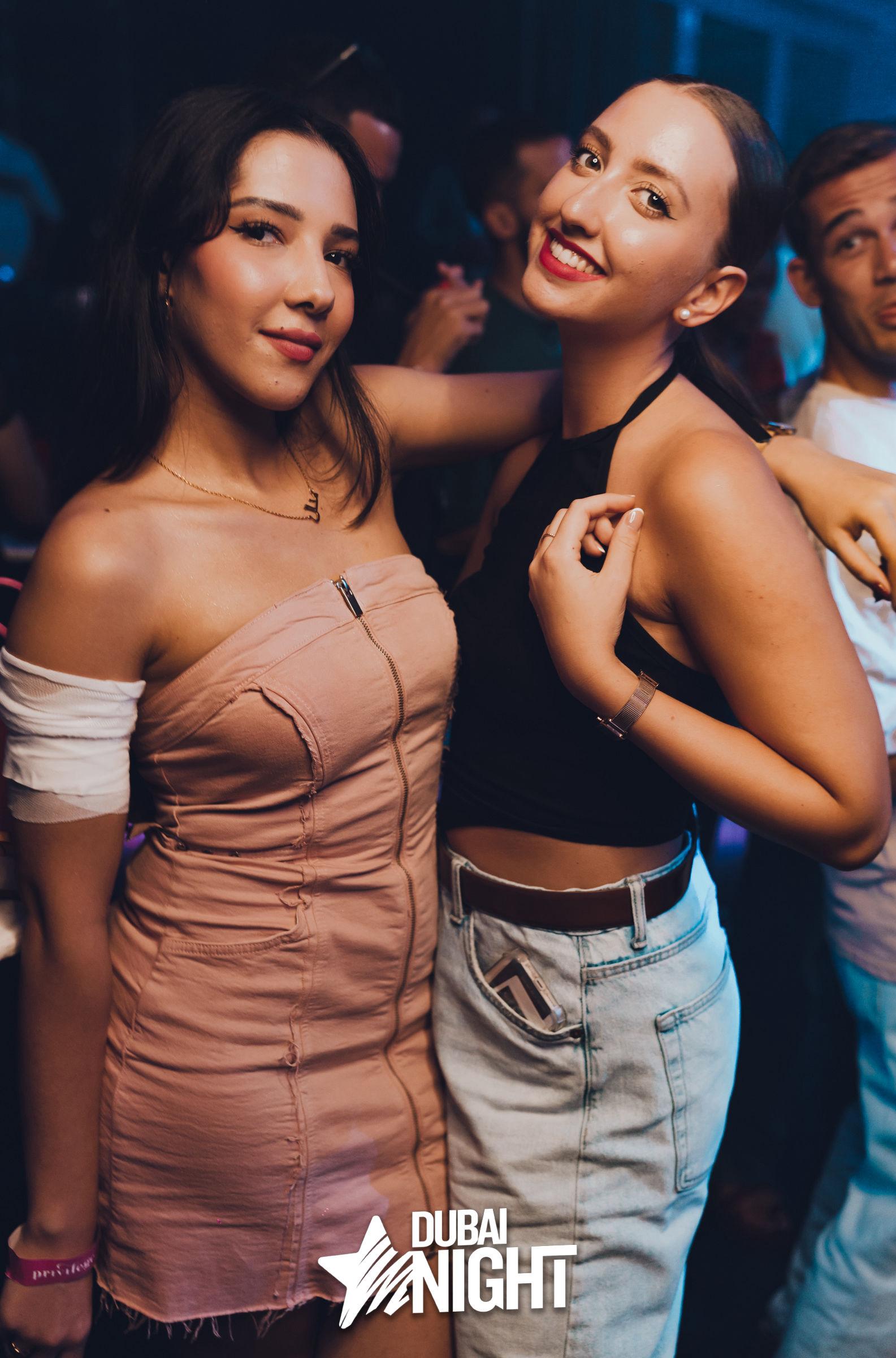 https://api.dubainight.com/static-image/region_dubai/marked/1-4-9298-2024-07-15.jpg