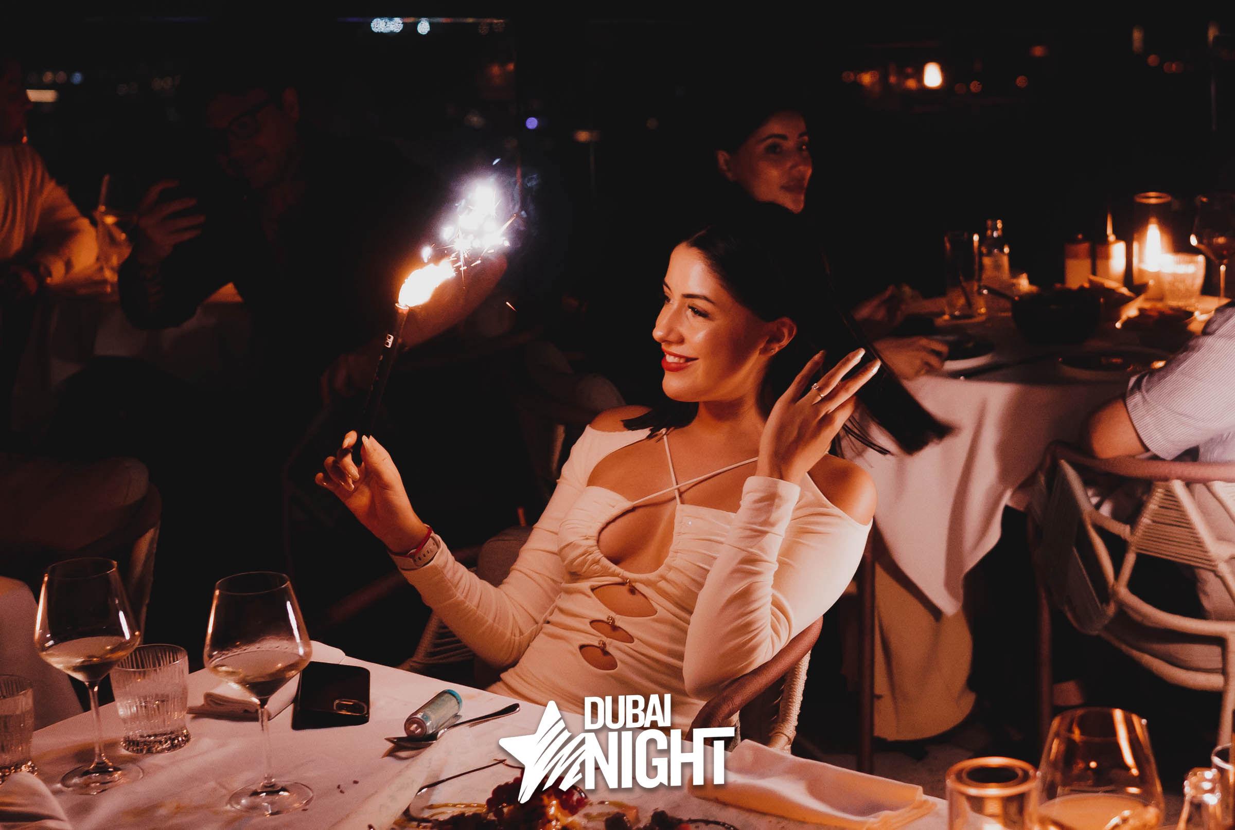 https://api.dubainight.com/static-image/region_dubai/marked/1-60-8255-2023-10-21.jpg
