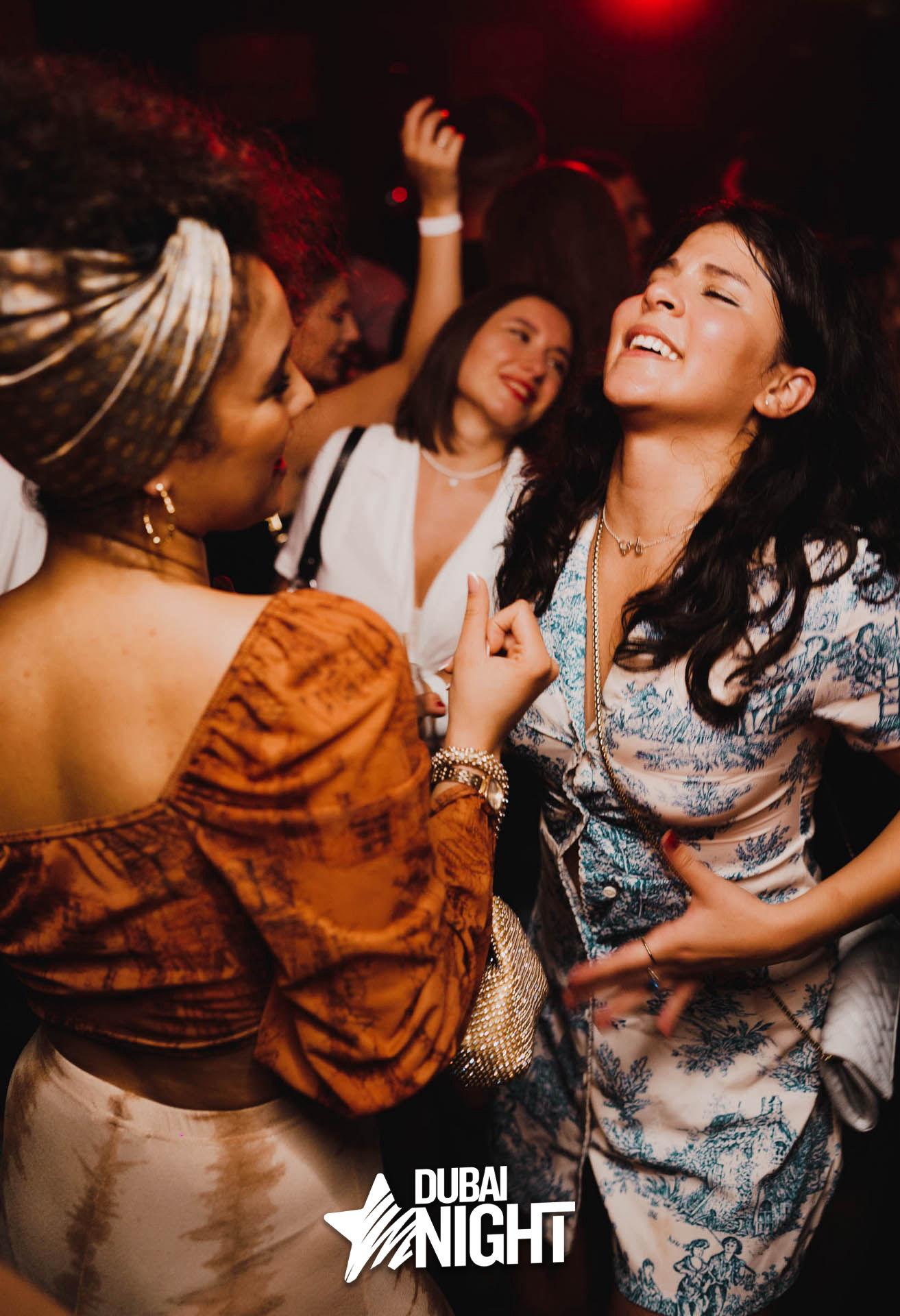 https://api.dubainight.com/static-image/region_dubai/marked/1-75-6967-2023-09-28.jpg