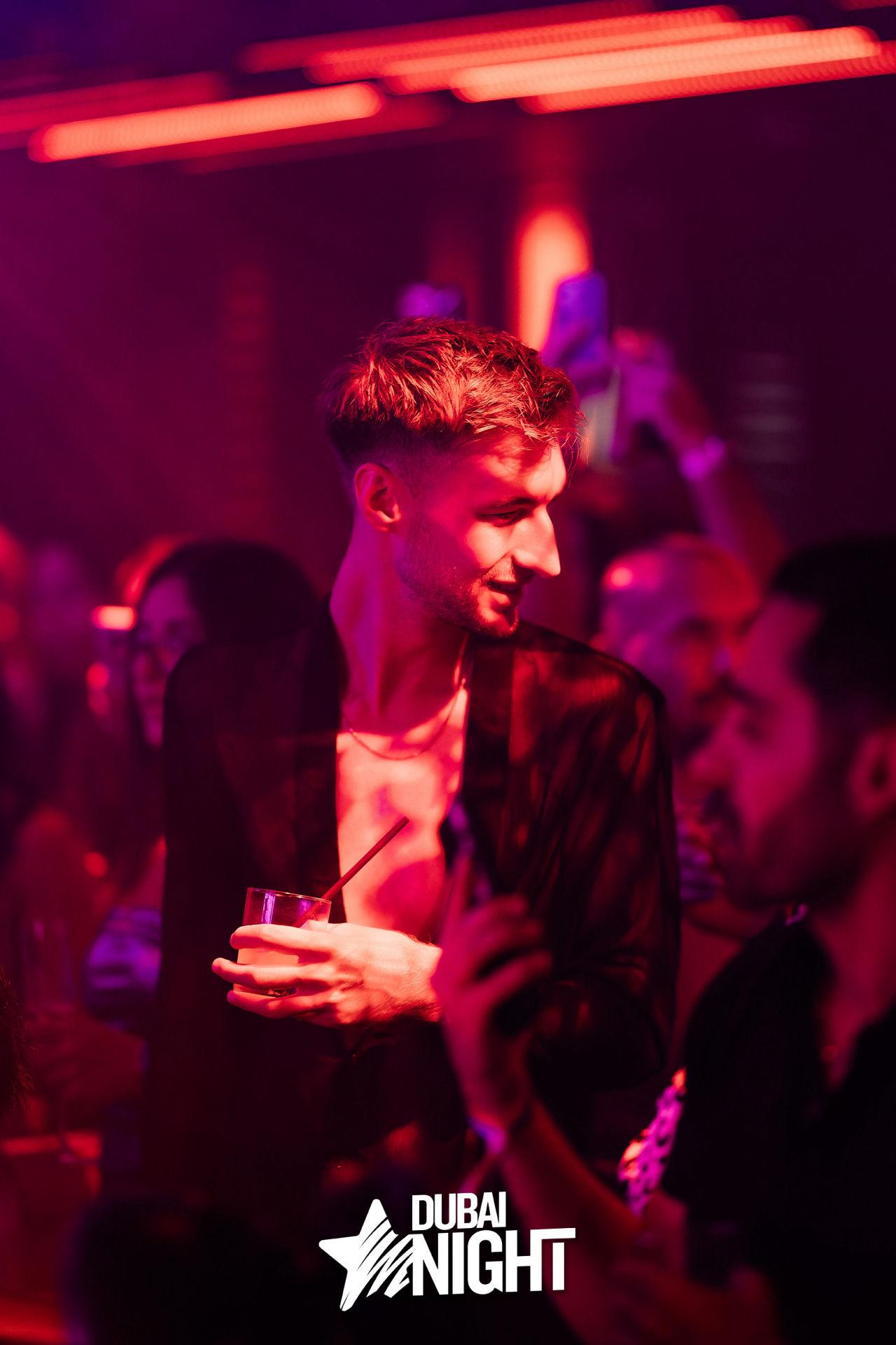 https://api.dubainight.com/static-image/region_dubai/marked/1DXB0312-CR3-1801-2025-10-07.jpg