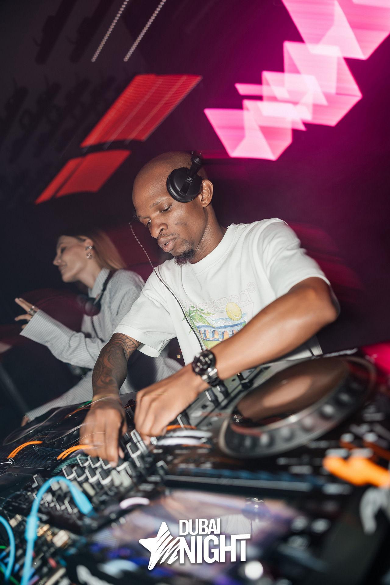 Enoo Napa at Ultra Lounge