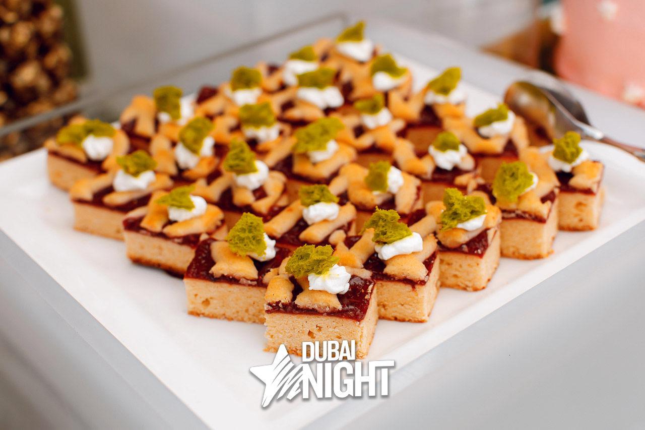 https://api.dubainight.com/static-image/region_dubai/marked/1VKP-6710-3719-2022-11-08.jpg