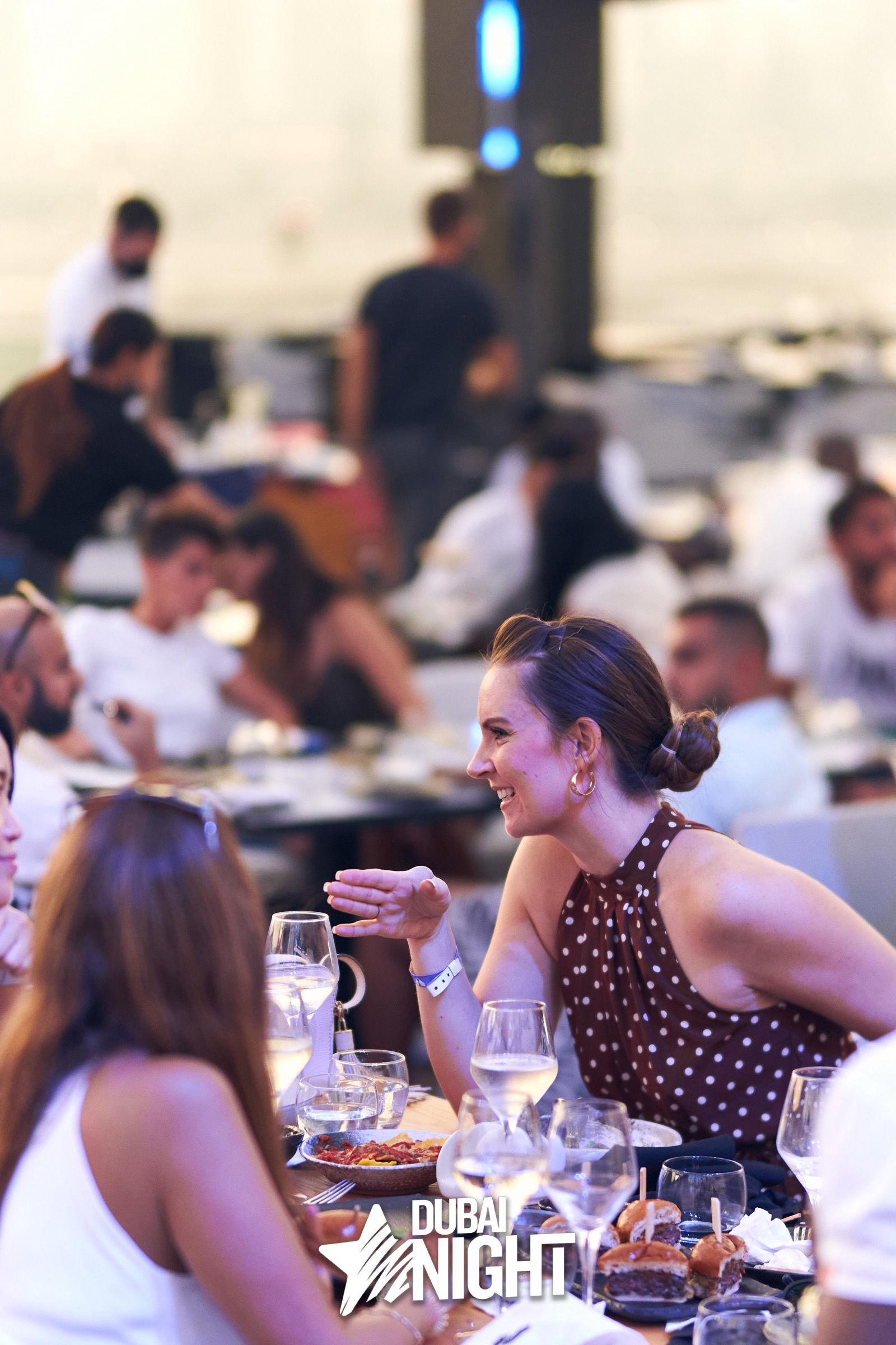 https://api.dubainight.com/static-image/region_dubai/marked/21-10-22_W-7424-2021-11-01.jpg