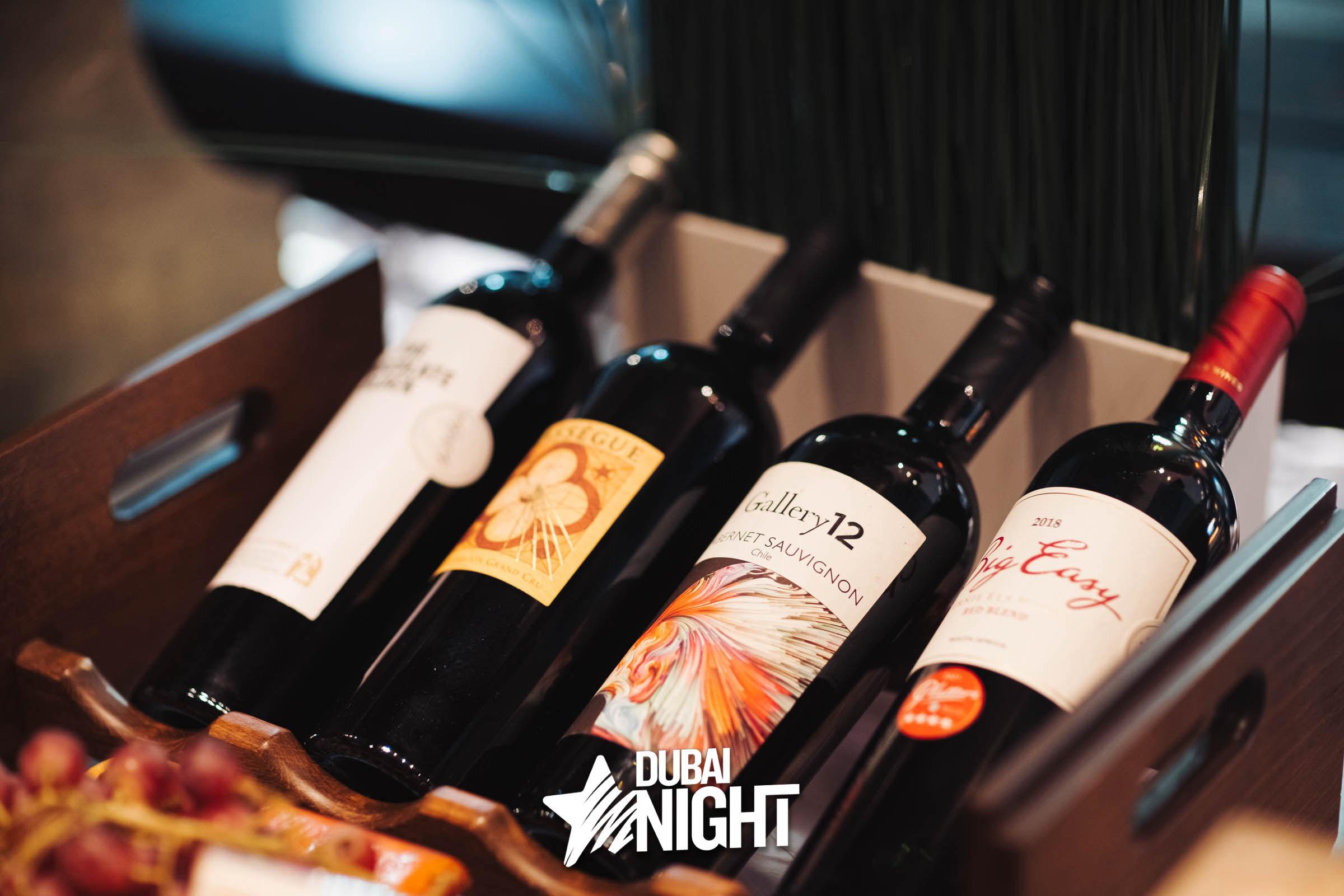 https://api.dubainight.com/static-image/region_dubai/marked/CST04248-2186-2022-09-17.jpg