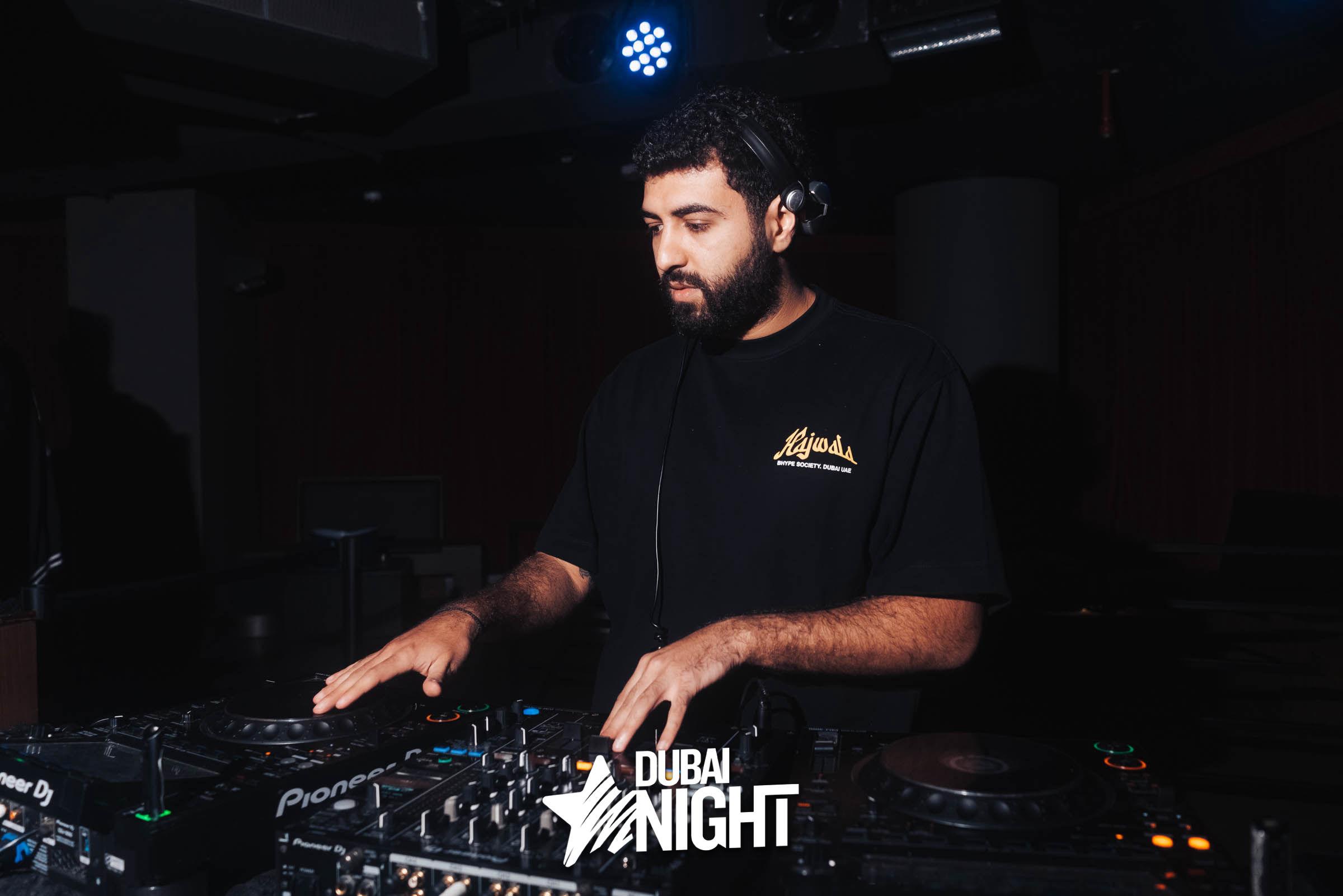 https://api.dubainight.com/static-image/region_dubai/marked/CST04864-4159-2023-07-11.jpg