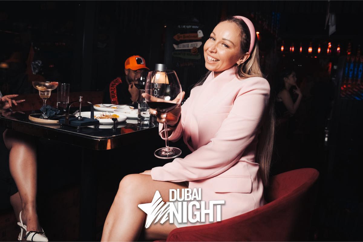 https://api.dubainight.com/static-image/region_dubai/marked/CST05000-8928-2024-11-04.jpg