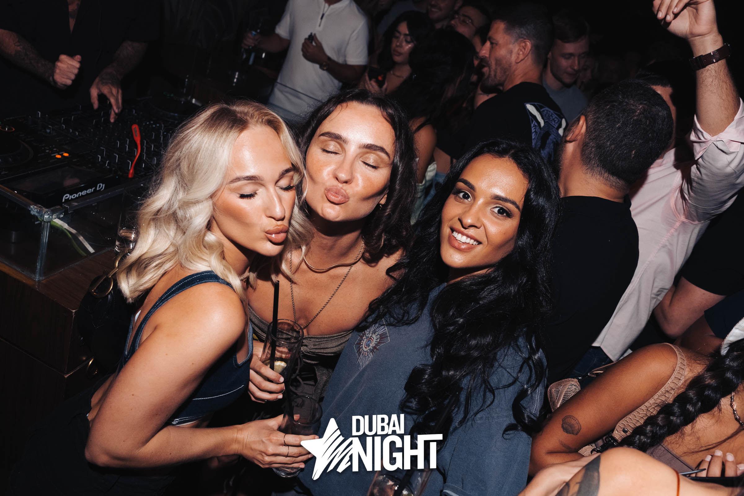 https://api.dubainight.com/static-image/region_dubai/marked/CST05102-3706-2023-07-11.jpg