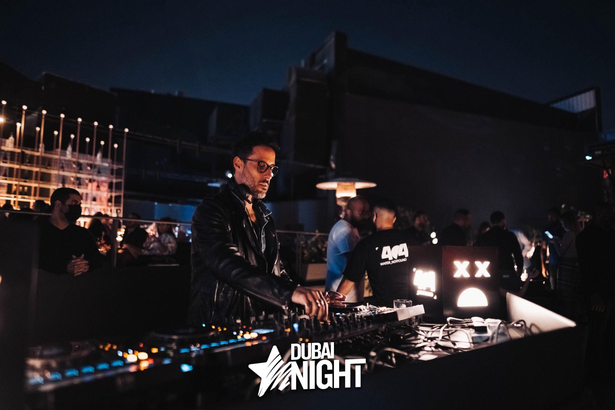 https://api.dubainight.com/static-image/region_dubai/marked/CST05120-5715-2021-12-16.jpg
