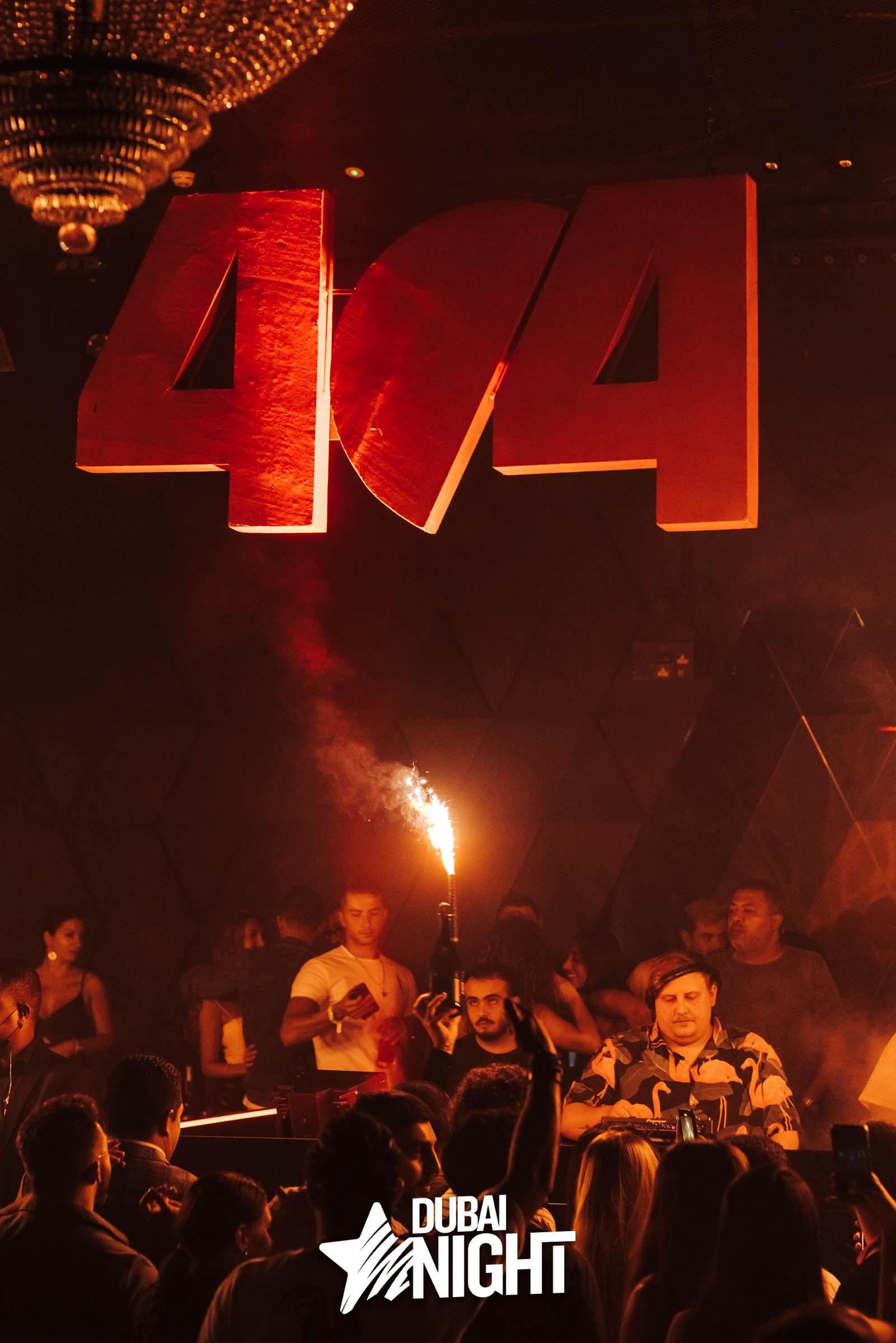https://api.dubainight.com/static-image/region_dubai/marked/CST05695-3813-2022-08-28.jpg