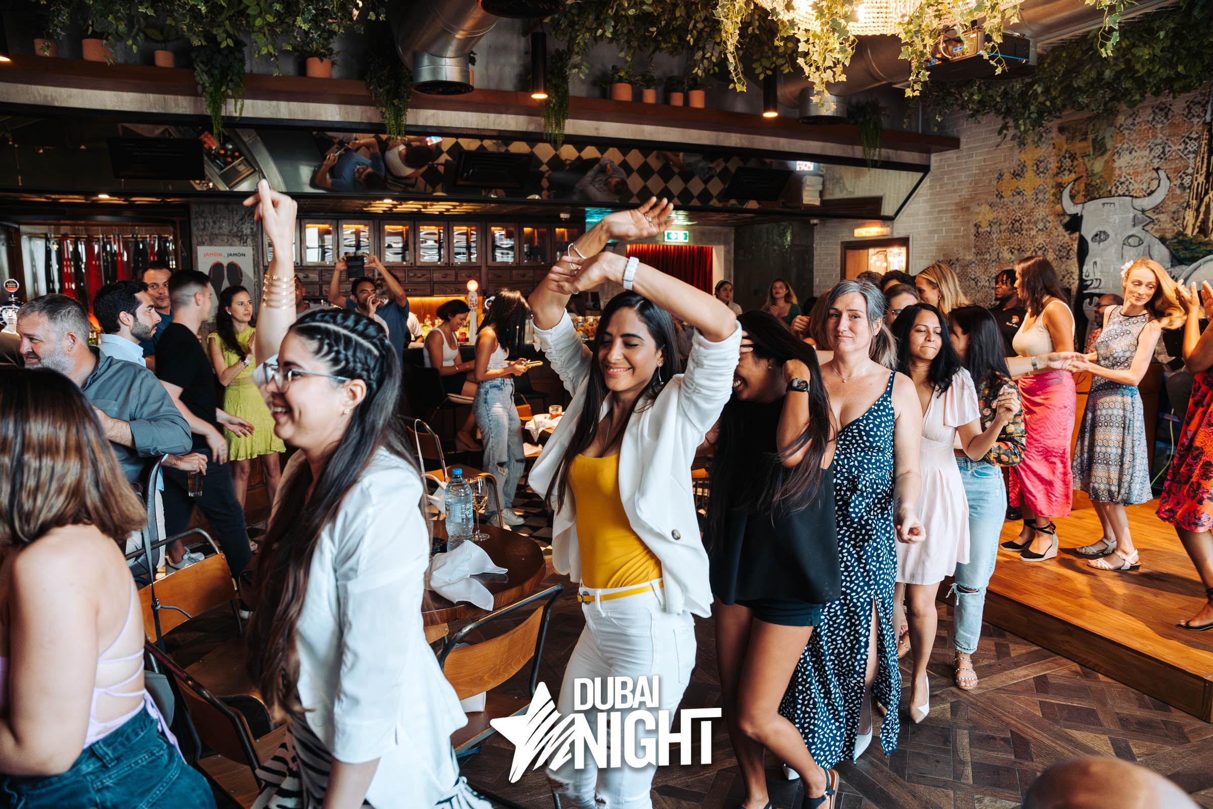 https://api.dubainight.com/static-image/region_dubai/marked/CST05717-E-7042-2023-06-05.jpg