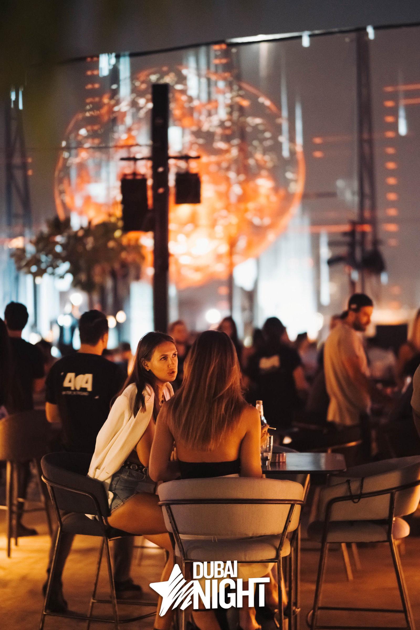 https://api.dubainight.com/static-image/region_dubai/marked/CST07095-8348-2021-11-18.jpg