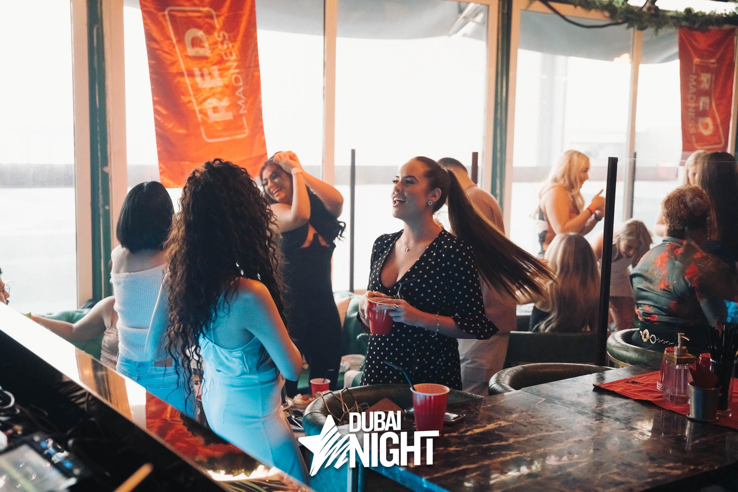 https://api.dubainight.com/static-image/region_dubai/marked/CST07962-197-2022-01-11.jpg