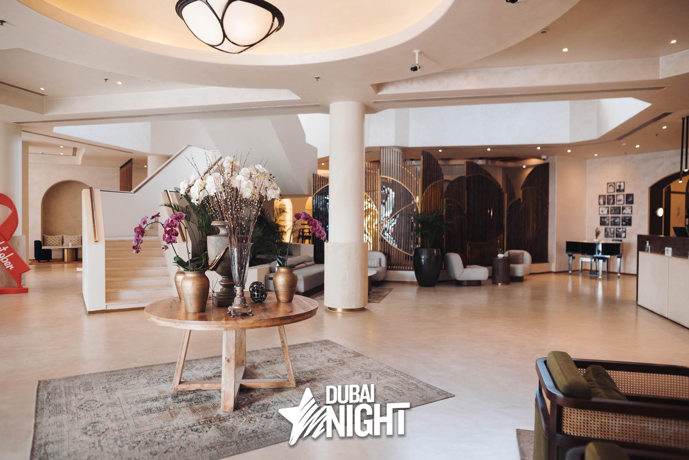 https://api.dubainight.com/static-image/region_dubai/marked/CST08847-1051-2022-10-29.jpg