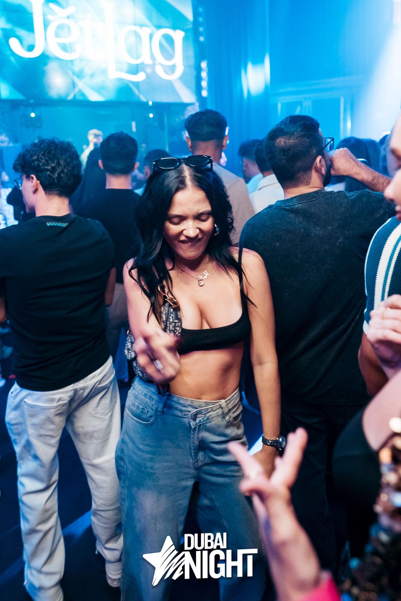 https://api.dubainight.com/static-image/region_dubai/marked/DSC00006-7532-2024-12-18.jpg