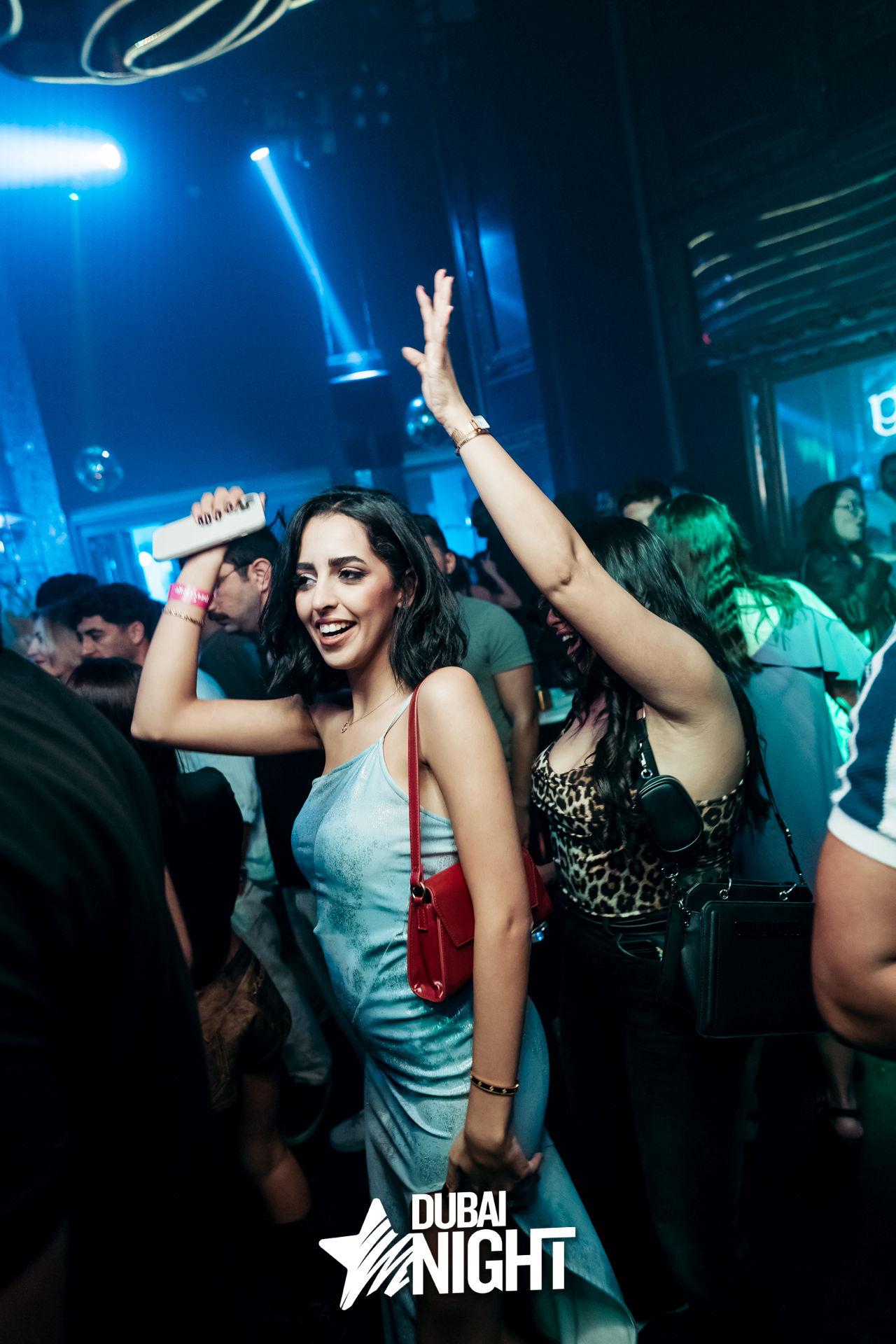 https://api.dubainight.com/static-image/region_dubai/marked/DSC00018-7501-2024-12-18.jpg