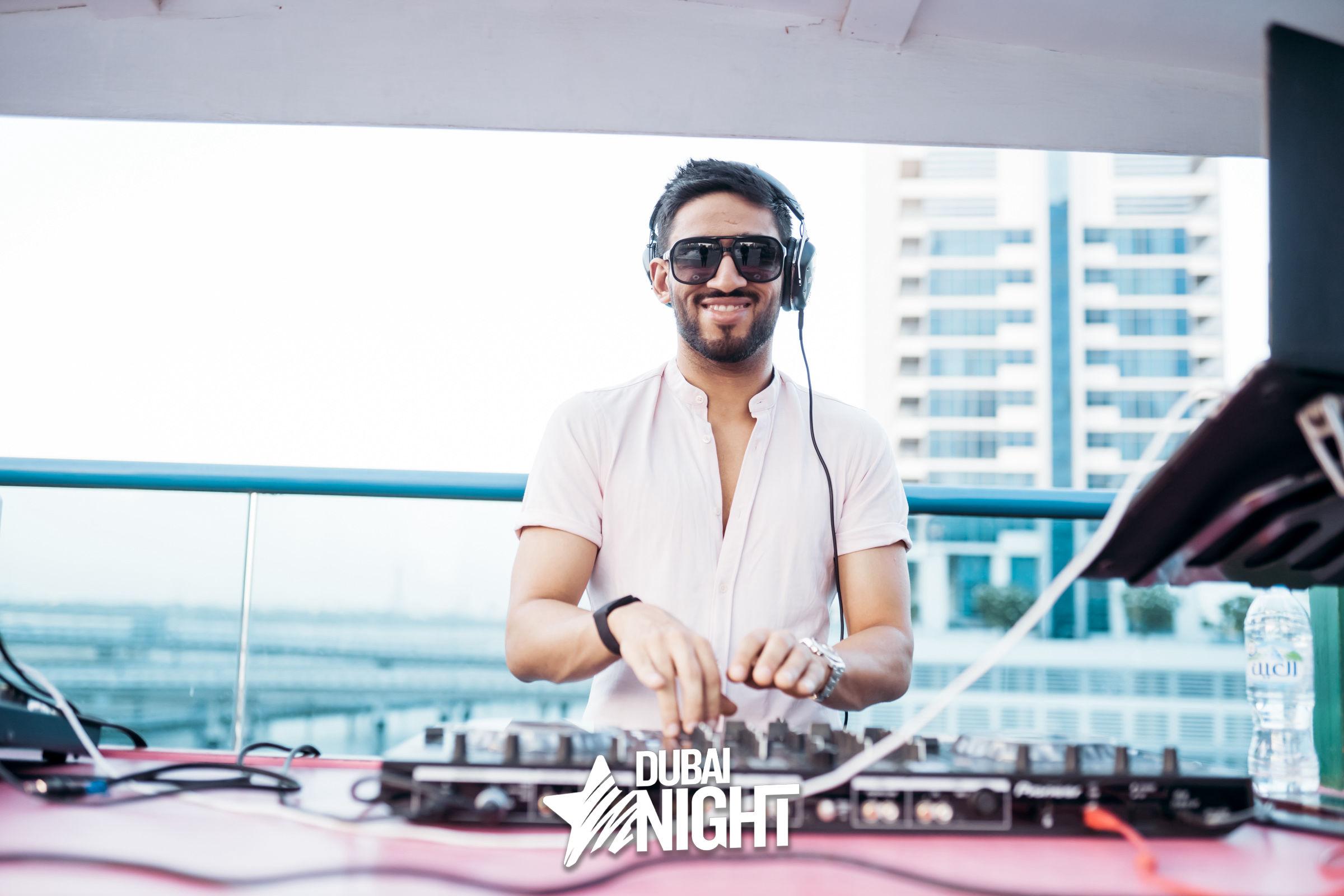 https://api.dubainight.com/static-image/region_dubai/marked/DSC01074-7866-2022-05-24.jpg