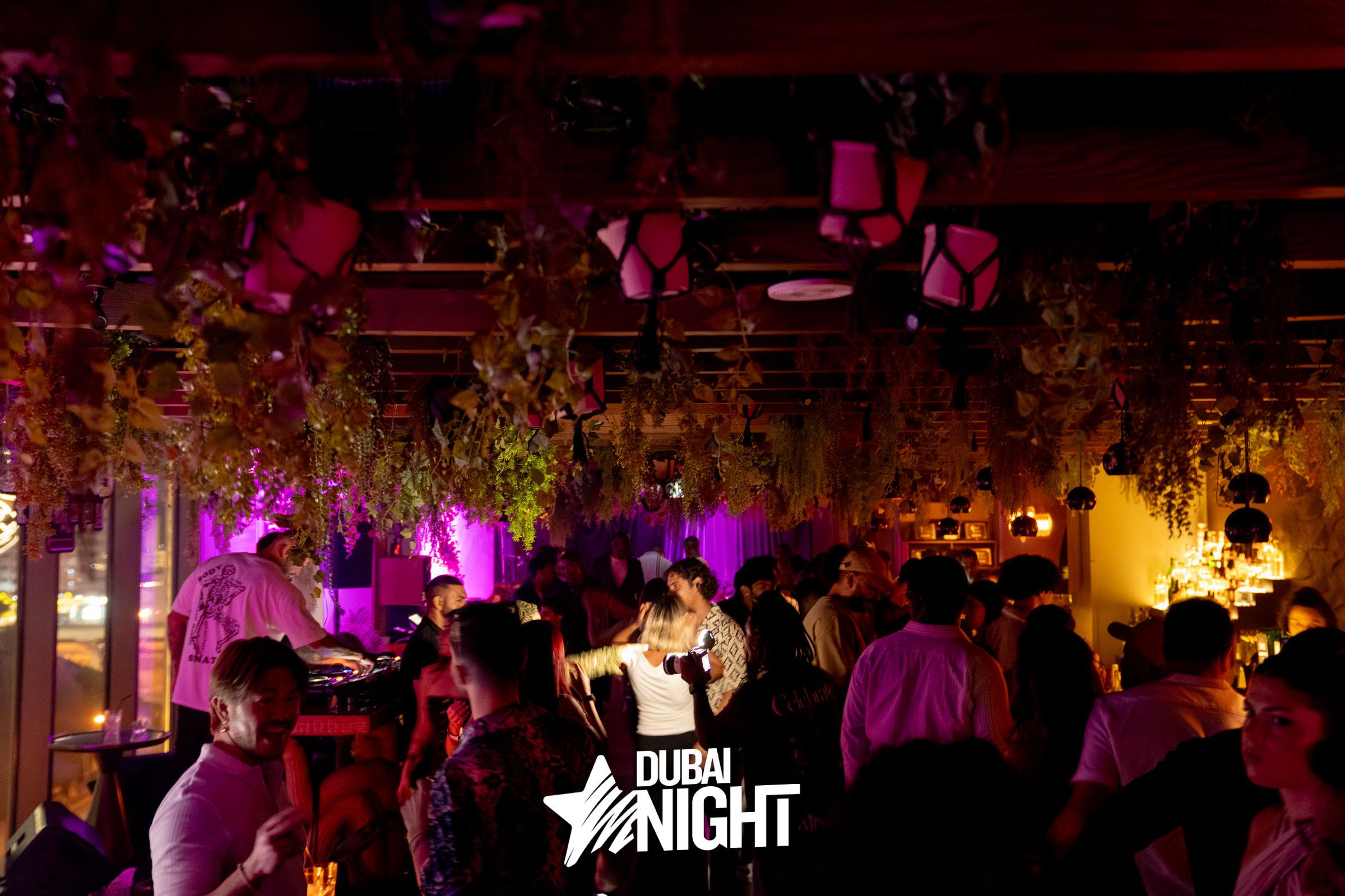 https://api.dubainight.com/static-image/region_dubai/marked/DSC04373-1173-2025-07-12.jpg