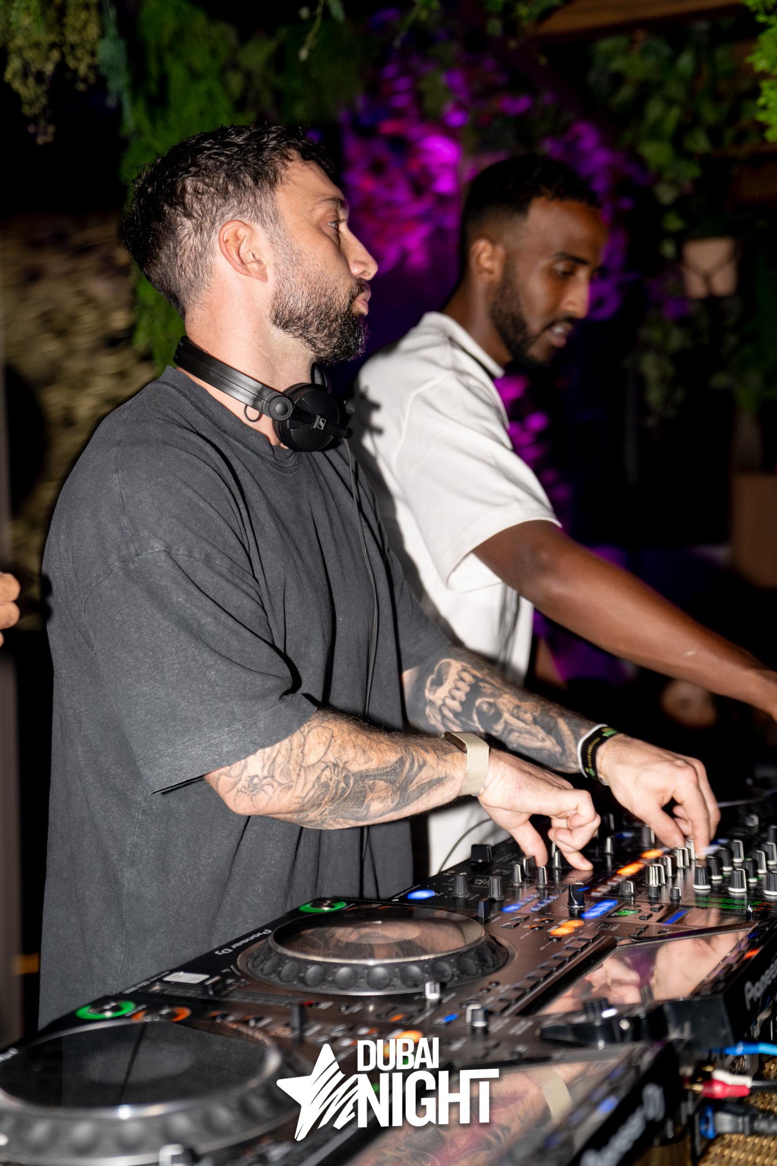 https://api.dubainight.com/static-image/region_dubai/marked/DSC04438-4102-2025-07-12.jpg