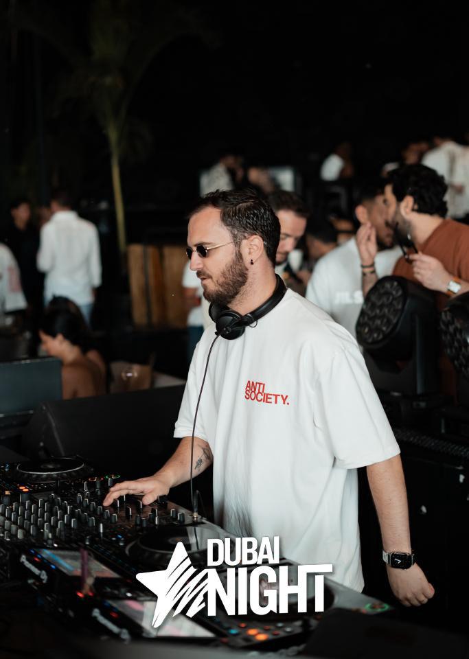 https://api.dubainight.com/static-image/region_dubai/marked/DSC05802-8465-2025-06-25.jpg