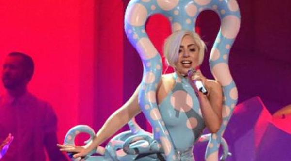 Lady Gagas Dubai concert will be censored