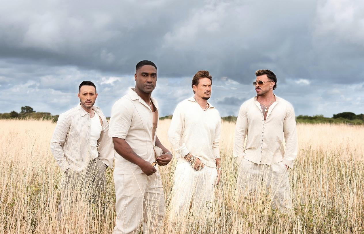 Blue Bring 25 Years of Pop Hits to Dubai